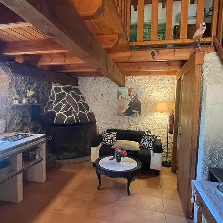 Mi Valle Rural * Casas del Castañar