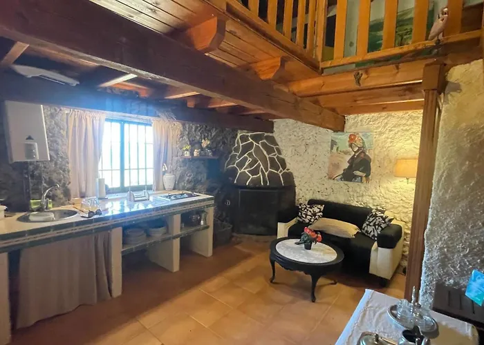 Mi Valle Rural * Casas del Castanar